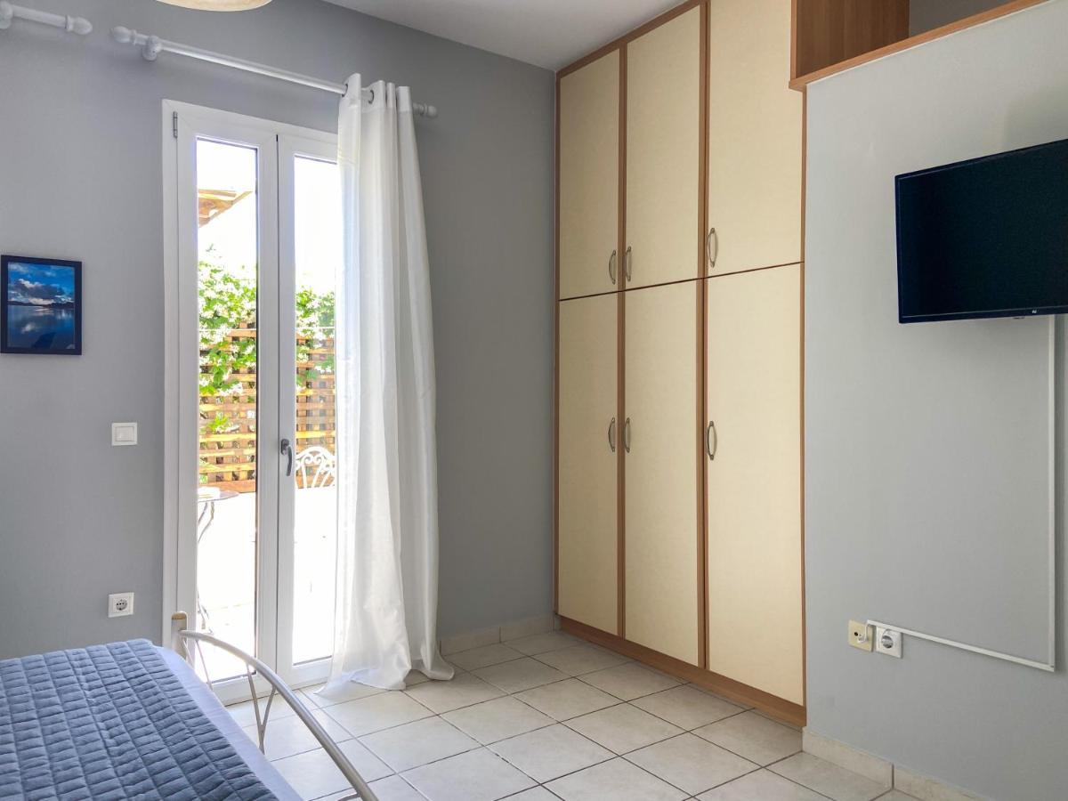 Ermis Apartments Argostolion Exterior foto